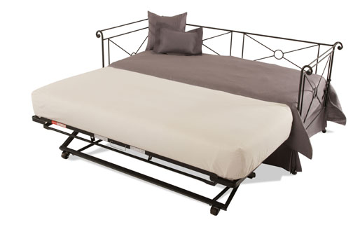 daybed with pop up trundle