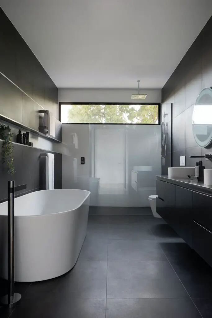 Black and White Bathroom Design by R Architecture Melbourne