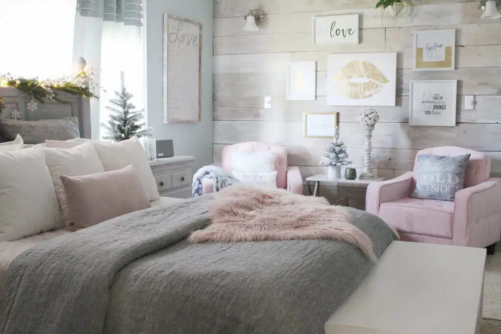 Pink and Grey Bedroom By simplecozycharm.com